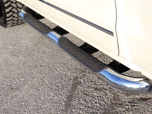 Used 2014 Chevrolet Silverado 1500 High Country w/ High Country Premium Package image 16