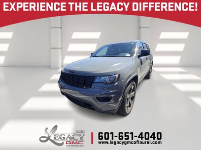 Used 2019 Jeep Grand Cherokee Laredo