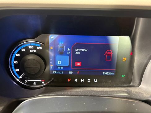 Certified 2024 Ford Bronco Wildtrak AWD/4WD image 16