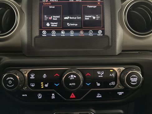 Used 2021 Jeep Gladiator Sport AWD/4WD image 41