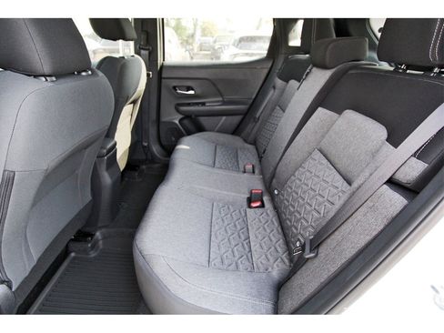 New 2026 Nissan Kicks SV image 7