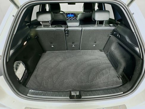 Used 2025 Mercedes-Benz GLA 250 image 26