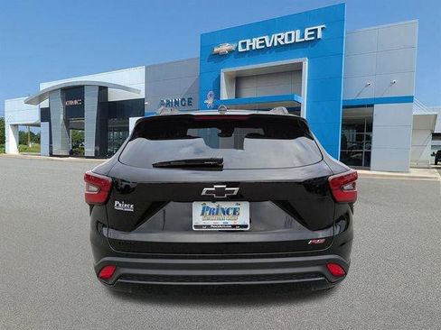 New 2026 Chevrolet Trax RS w/ Driver Confidence Package image 7