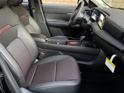 New 2026 Nissan Kicks SR w/ Cold Weather Package AWD/4WD image 7