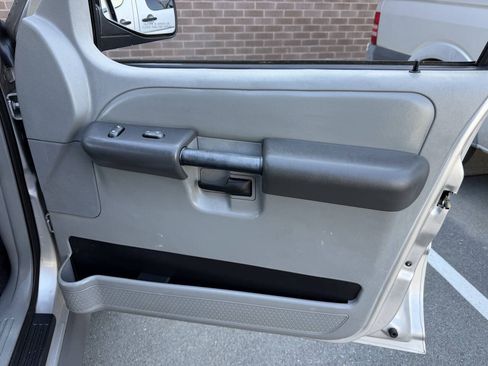 Used 2003 Ford Explorer Sport Trac XLT RWD image 21