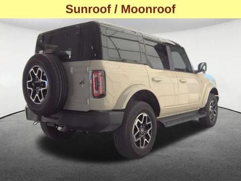 Used 2025 Ford Bronco Outer Banks AWD/4WD image 5