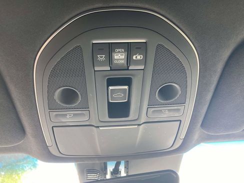 Used 2020 Genesis G80 3.3T Sport RWD image 19