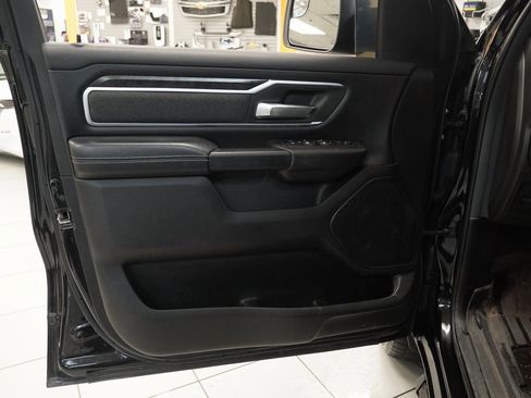 Used 2019 RAM 1500 Big Horn image 16