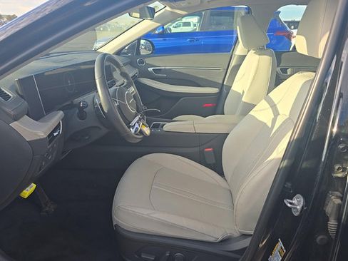 Used 2025 Hyundai Sonata Limited FWD image 4