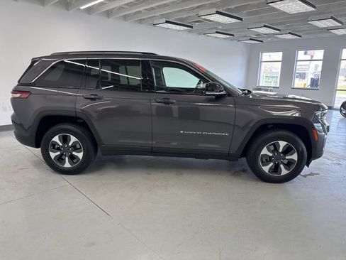 Used 2022 Jeep Grand Cherokee Limited 4xe AWD/4WD image 17