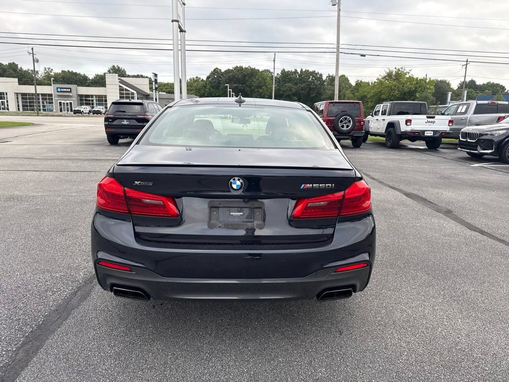 Used 2020 BMW M550i xDrive AWD/4WD image 22