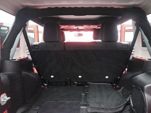 Used 2013 Jeep Wrangler Unlimited Sahara w/ Dual Top Group AWD/4WD image 7