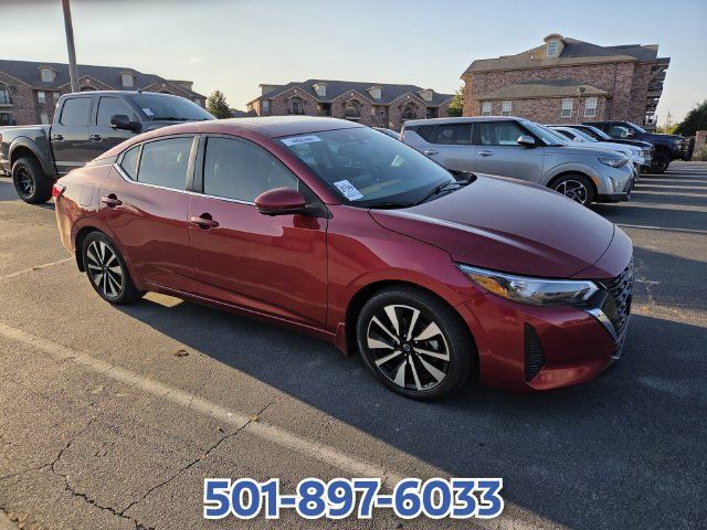 Used 2025 Nissan Sentra SV w/ SV Premium Package FWD image 3