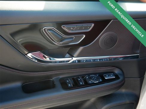 Used 2024 Lincoln Corsair Grand Touring w/ Equipment Group 301A image 15