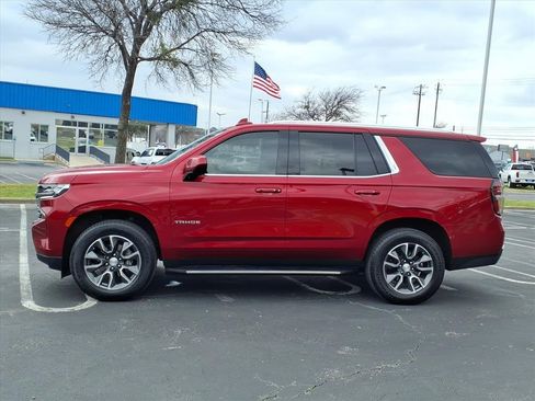 Used 2021 Chevrolet Tahoe LT w/ Rear Media and Nav Package image 5