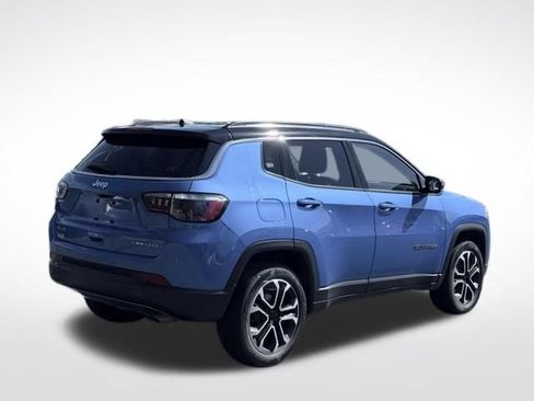 Certified 2022 Jeep Compass Limited AWD/4WD image 6