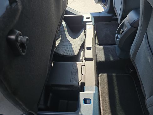 Used 2024 Ford Maverick XLT image 12