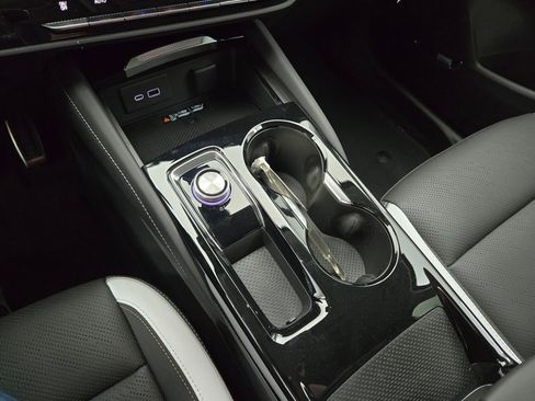 New 2025 Buick Envision Sport Touring image 30