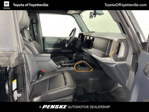 Used 2023 Ford Bronco Badlands AWD/4WD image 6