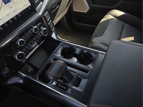 Used 2025 Ford F150 Raptor image 20