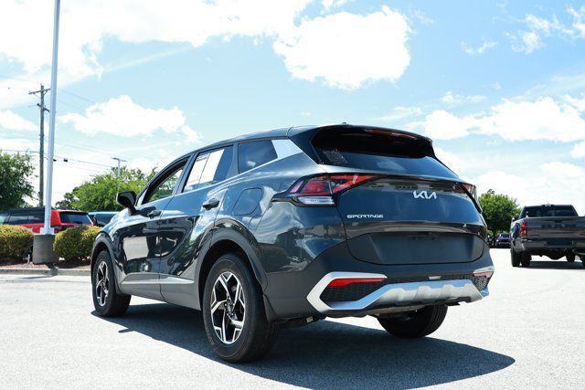 Used 2023 Kia Sportage LX AWD/4WD image 8