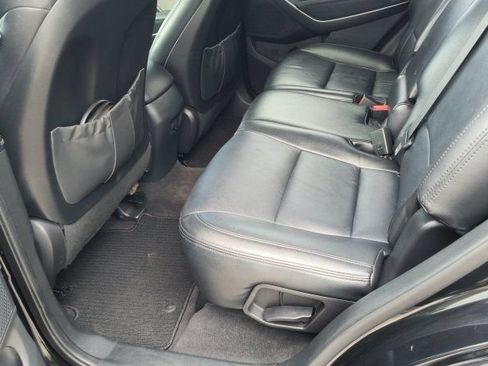 Used 2018 Hyundai Santa Fe Sport w/ 2.4L Value Package 02 AWD/4WD image 10