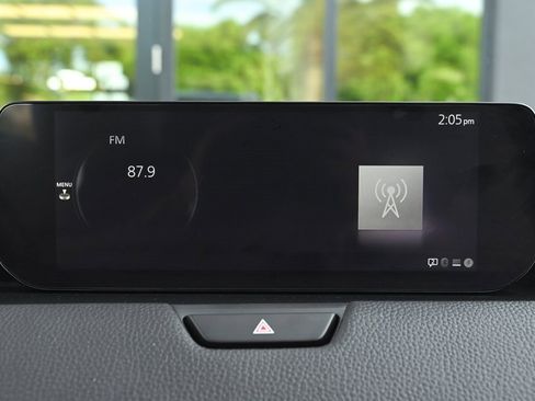 Used 2024 MAZDA CX-90 Plug-In Hybrid w/ Premium Pkg image 29