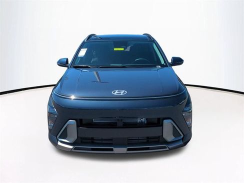 New 2026 Hyundai Kona Limited FWD image 3