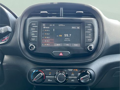 Used 2021 Kia Soul S FWD image 16