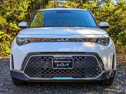 Certified 2023 Kia Soul LX w/ LX Technology Package image 2