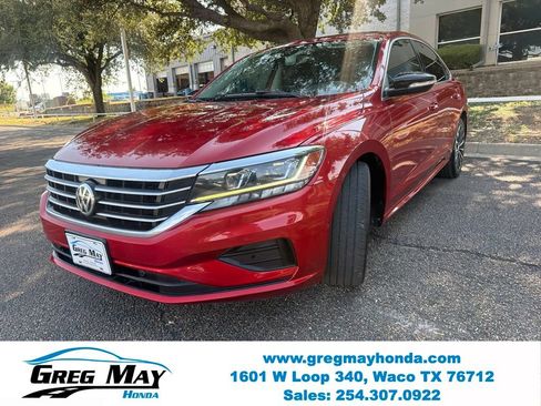 Used 2022 Volkswagen Passat 2.0T FWD image 8