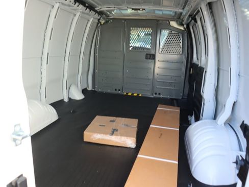 New 2025 GMC Savana 2500 Work Van w/ Driver Convenience Package image 6