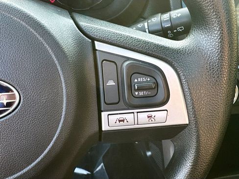 Used 2017 Subaru Forester 2.5i Premium AWD/4WD image 9