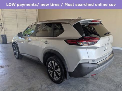 Used 2023 Nissan Rogue SV FWD image 6