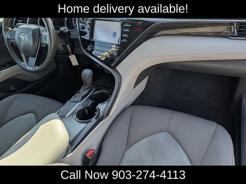 Used 2019 Toyota Camry LE FWD image 31