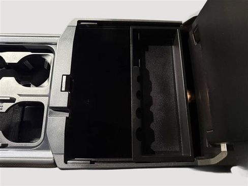 Certified 2024 Ford F350 Platinum AWD/4WD image 39