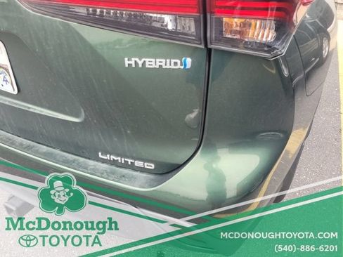 Used 2023 Toyota Highlander Limited AWD/4WD image 4