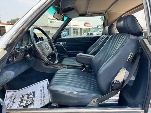 Used 1989 Mercedes-Benz 560 SL image 15