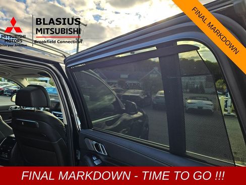 Used 2023 BMW X7 xDrive40i w/ Premium Package image 21