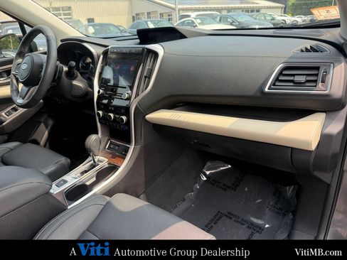 Used 2022 Subaru Ascent Touring AWD/4WD image 30