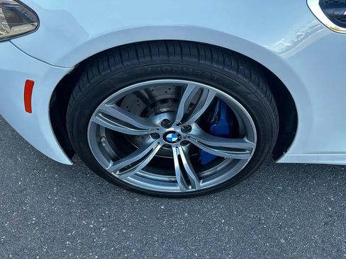 Used 2014 BMW M5 RWD image 42