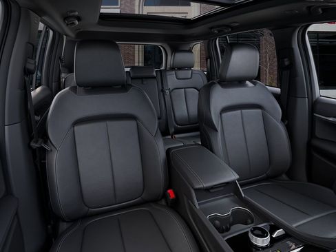 New 2026 Jeep Grand Cherokee Limited w/ Limited Altitude Package image 16