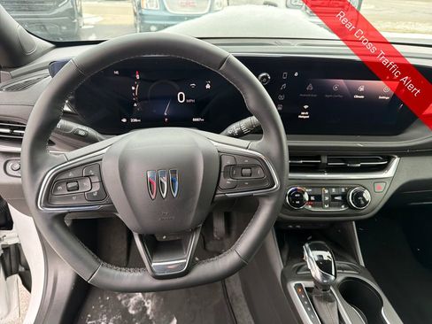 Used 2024 Buick Envista Preferred w/ Convenience I Package image 16