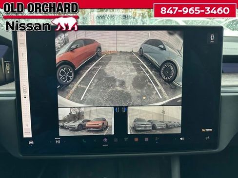 Used 2022 Tesla Model X image 14