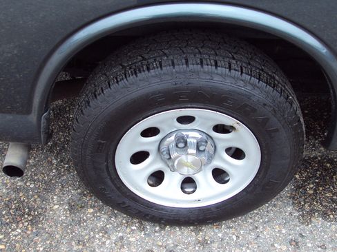 Used 2014 Chevrolet Express 1500 LT w/ LT Preferred Equipment Group image 31