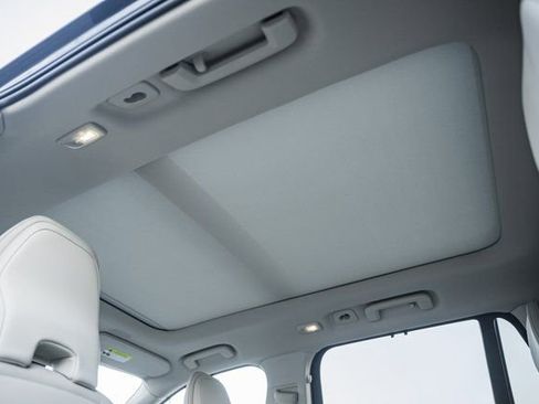 New 2026 Volvo XC90 B6 Ultra w/ Protection Package Premier image 32