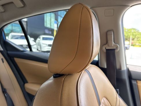 Used 2022 Nissan Sentra SV w/ SV Premium Package FWD image 20