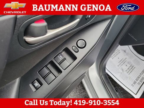 Used 2012 MAZDA MAZDA3 i Touring FWD image 11