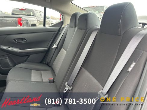 Used 2024 Nissan Sentra SV image 40