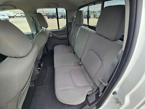 Used 2019 Nissan Frontier SV w/ Value Truck Package RWD image 22